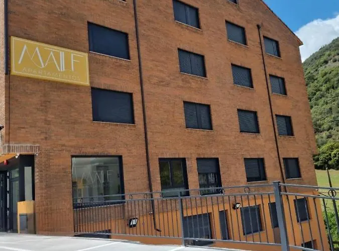 Maile Apartament Potes