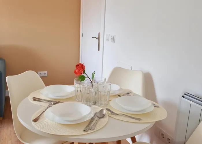 Maile Apartament Potes