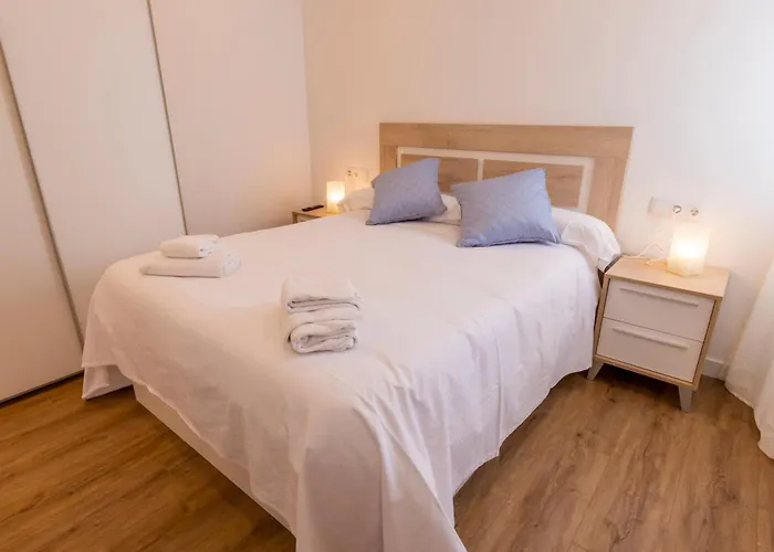 Apartament Maile Potes